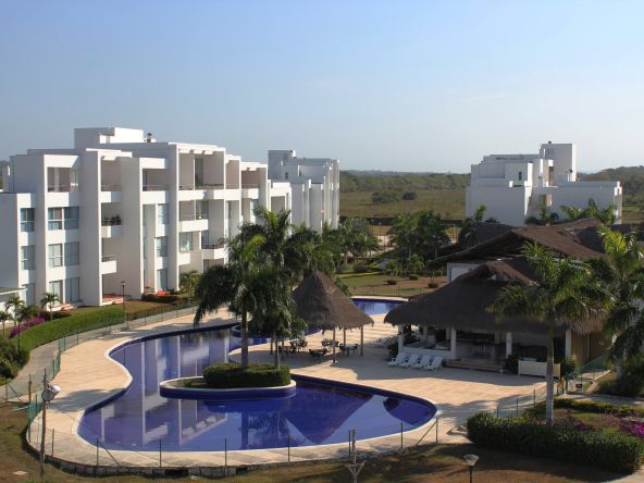 EN VENTA APARTAMENTO EN SERENA DEL MAR USO TURISTICO - CARTAGENA
