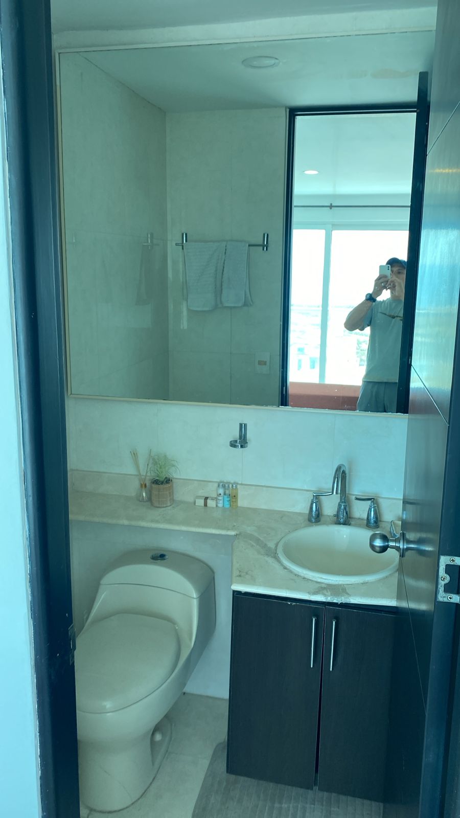 ARRIENDO APARTAMENTO CRESPO- CARTAGENA