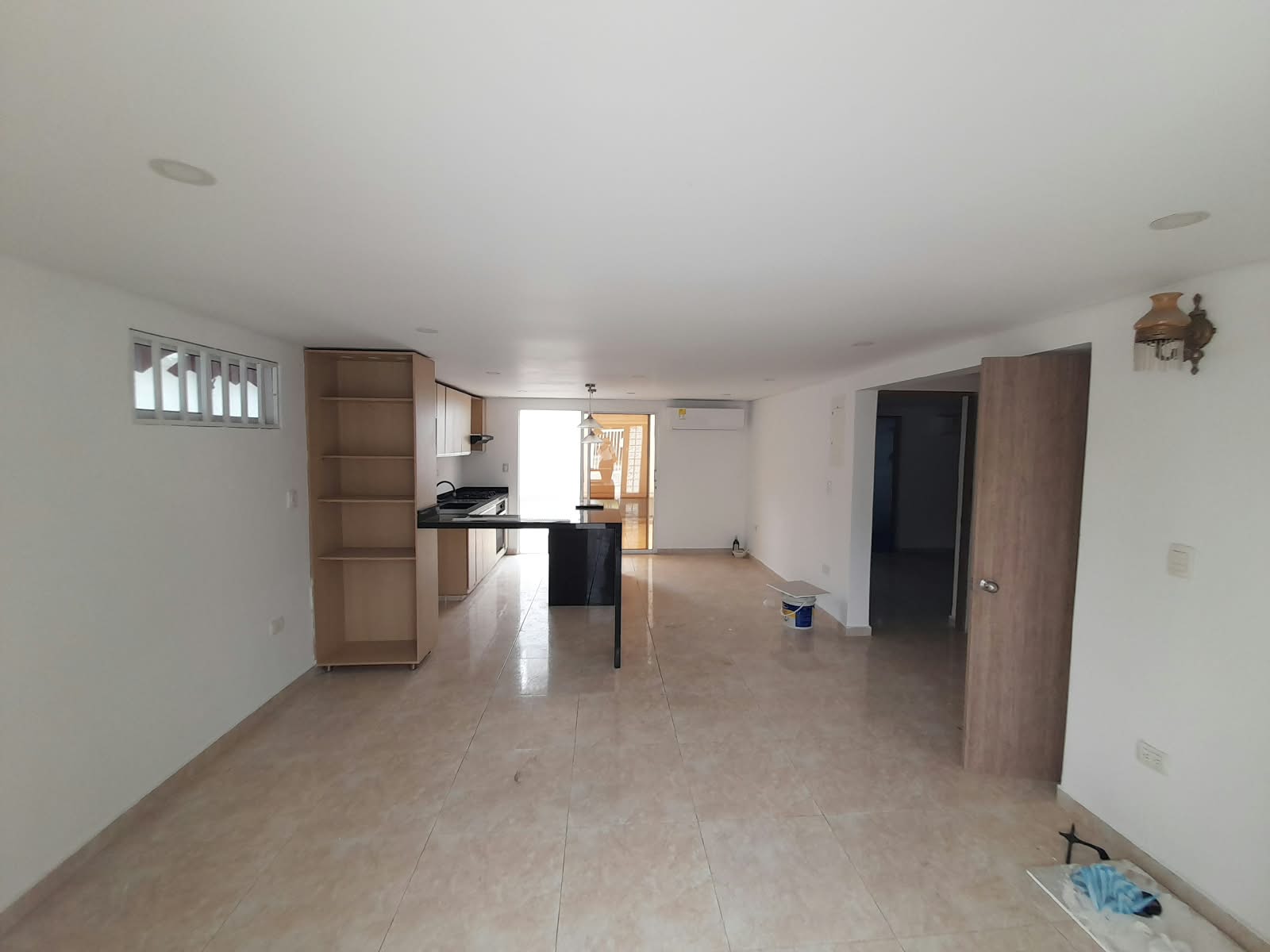 EN ARRIENDO CASA COMERCIAL Y/O RESIDENCIAL EN CRESPO - CARTAGENA