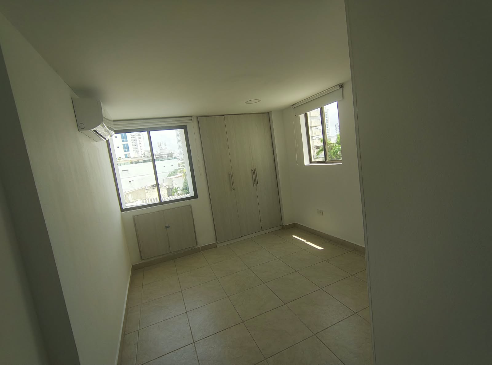 ARRIENDO APARTAMENTO EN BOCAGRANDE