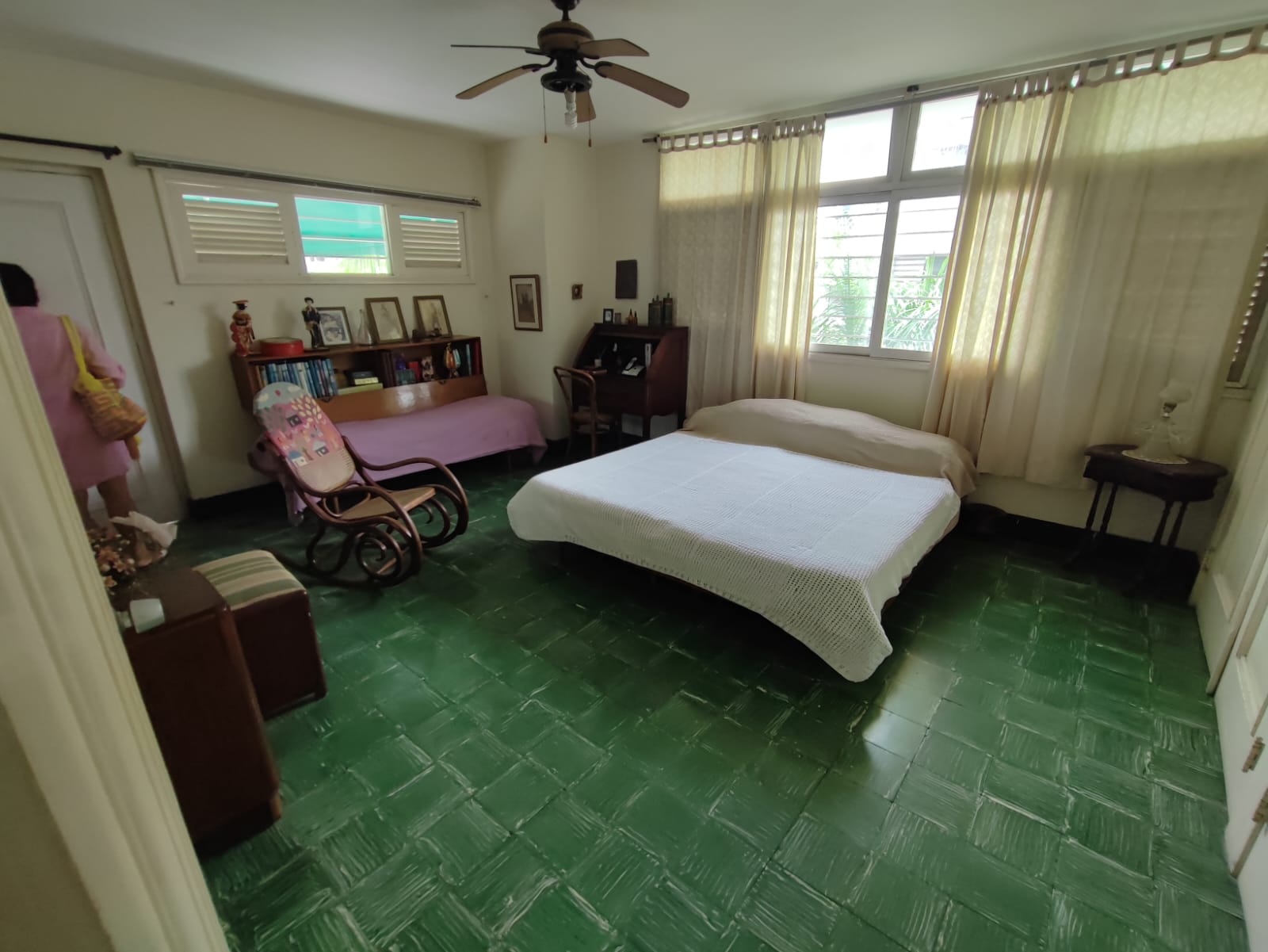 CASA COMERCIAL EN ARRIENDO MANGA  – CARTAGENA