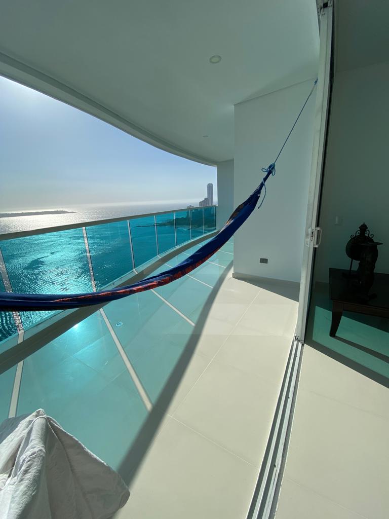 APARTAMENTO EN VENTA CASTILLOGRANDE - CARTAGENA