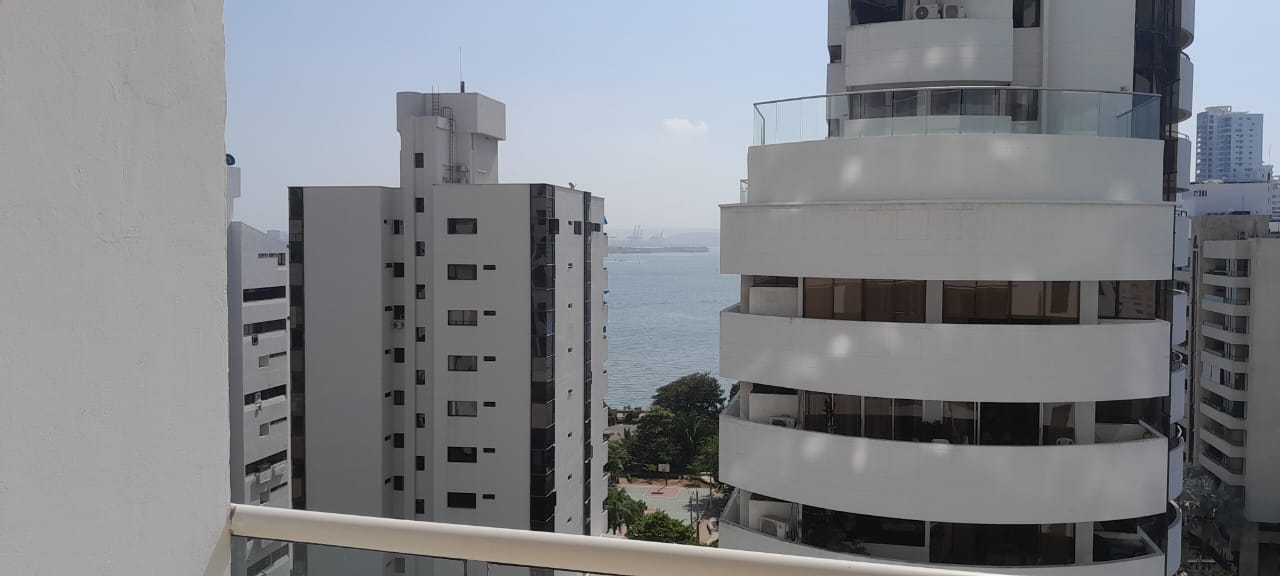 APARTAMENTO AMOBLADO EN VENTA, BOCAGRANDE - CARTAGENA
