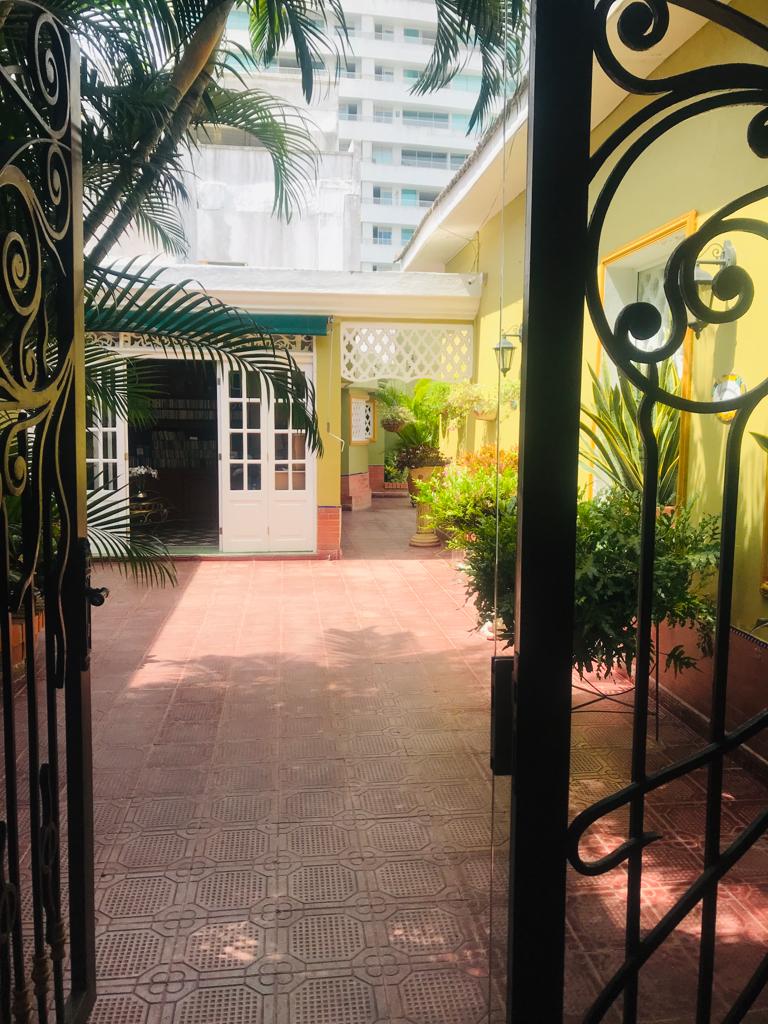 CASA EN VENTA  MANGA  – CARTAGENA