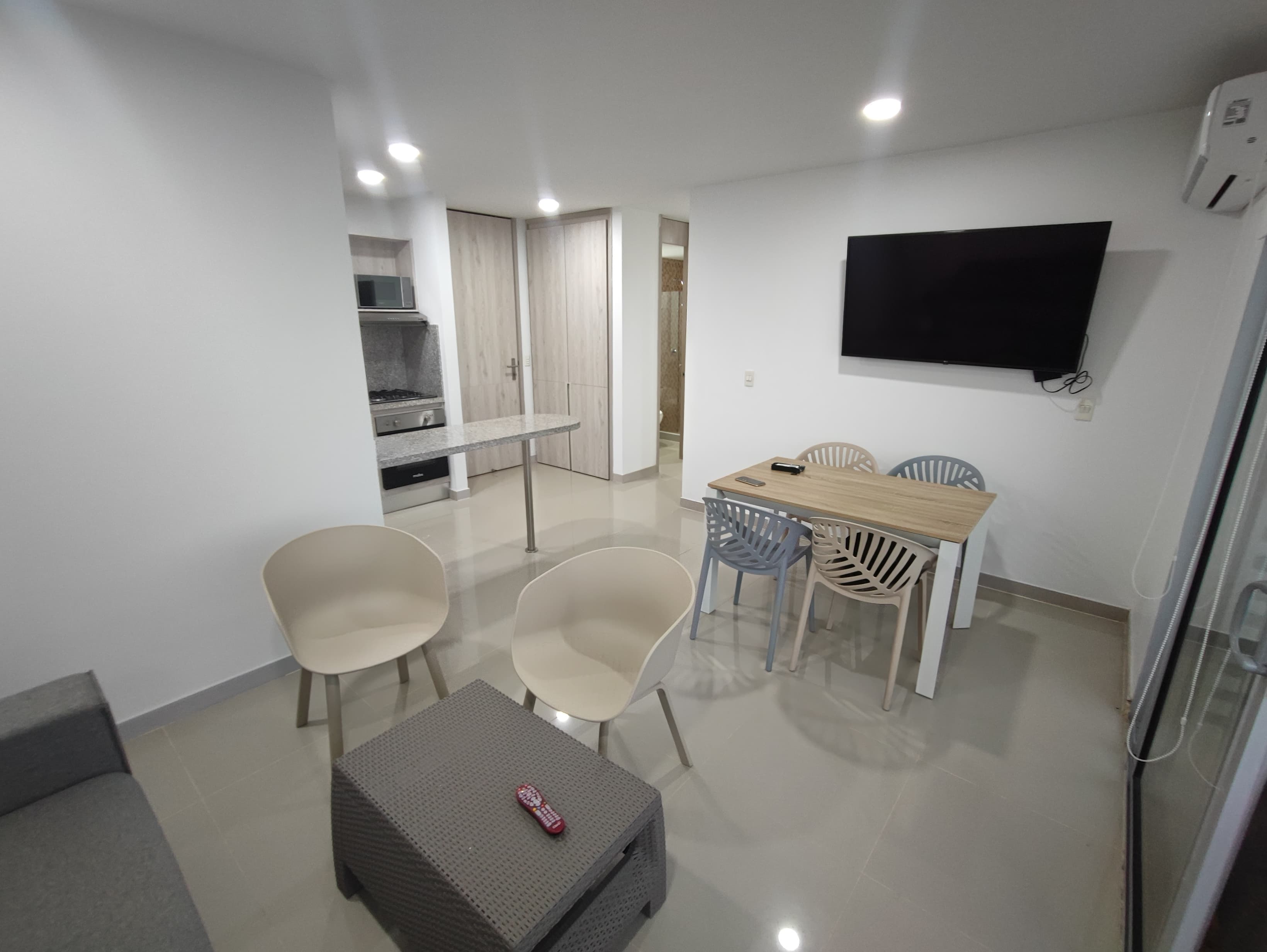 Apartamento en Serena del Mar - Permuta Local En B/quilla o Cartagena