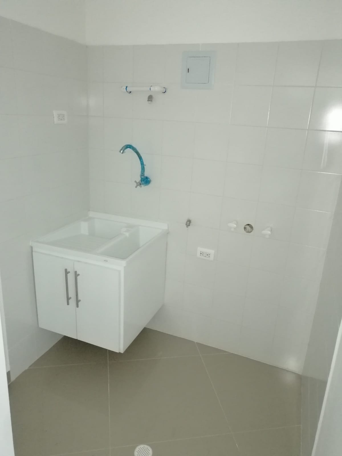 APARTAMENTO EN VENTA CRESPO - CARTAGENA