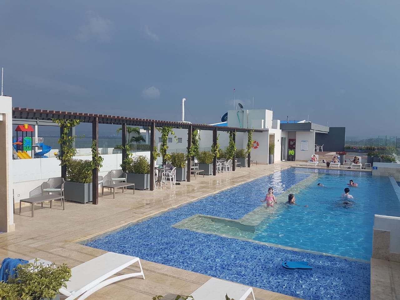 APARTAMENTO EN VENTA CIELO MAR - CARTAGENA