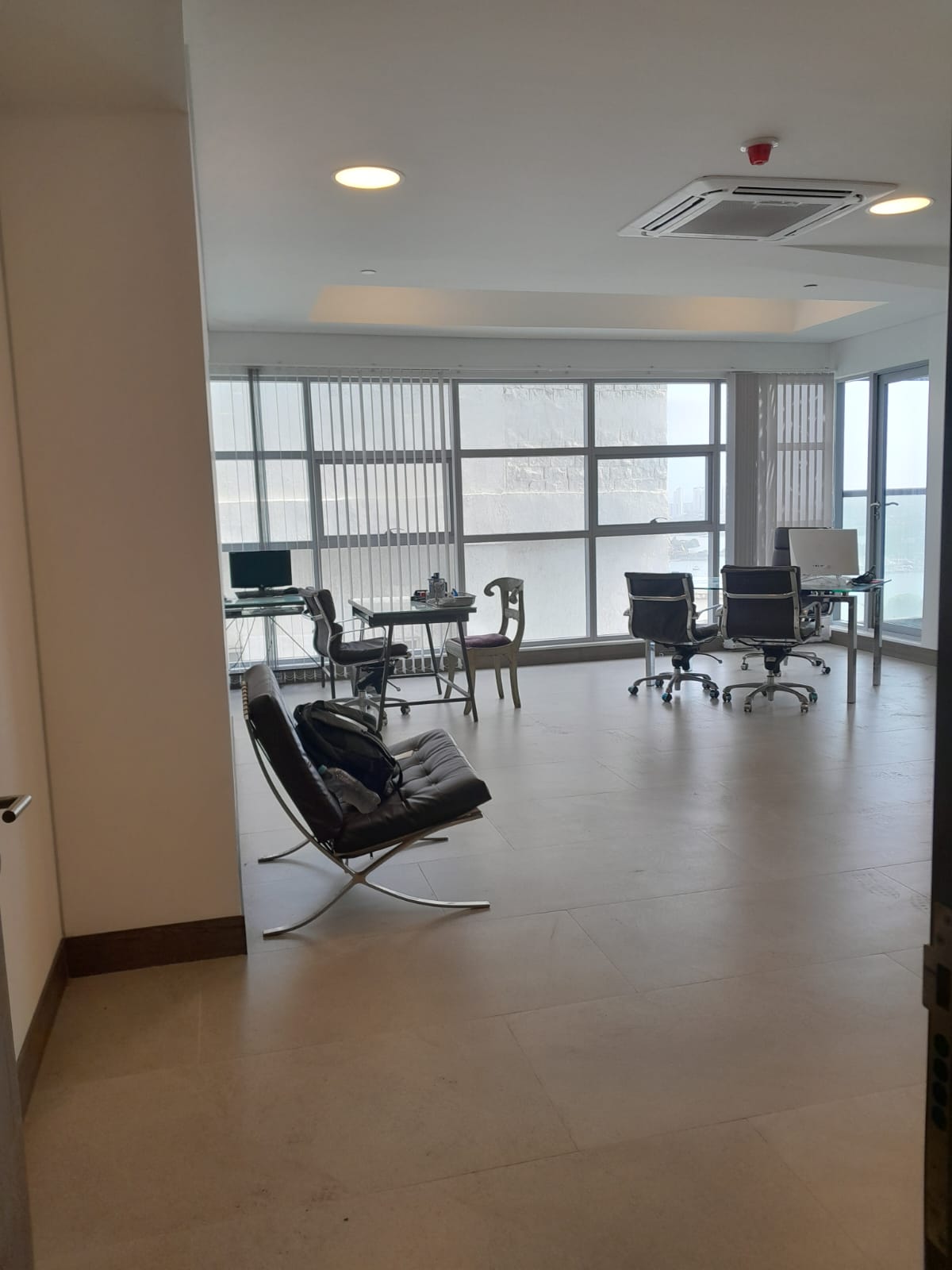 OFICINA EN ARRIENDO, BOCAGRANDE - CARTAGENA