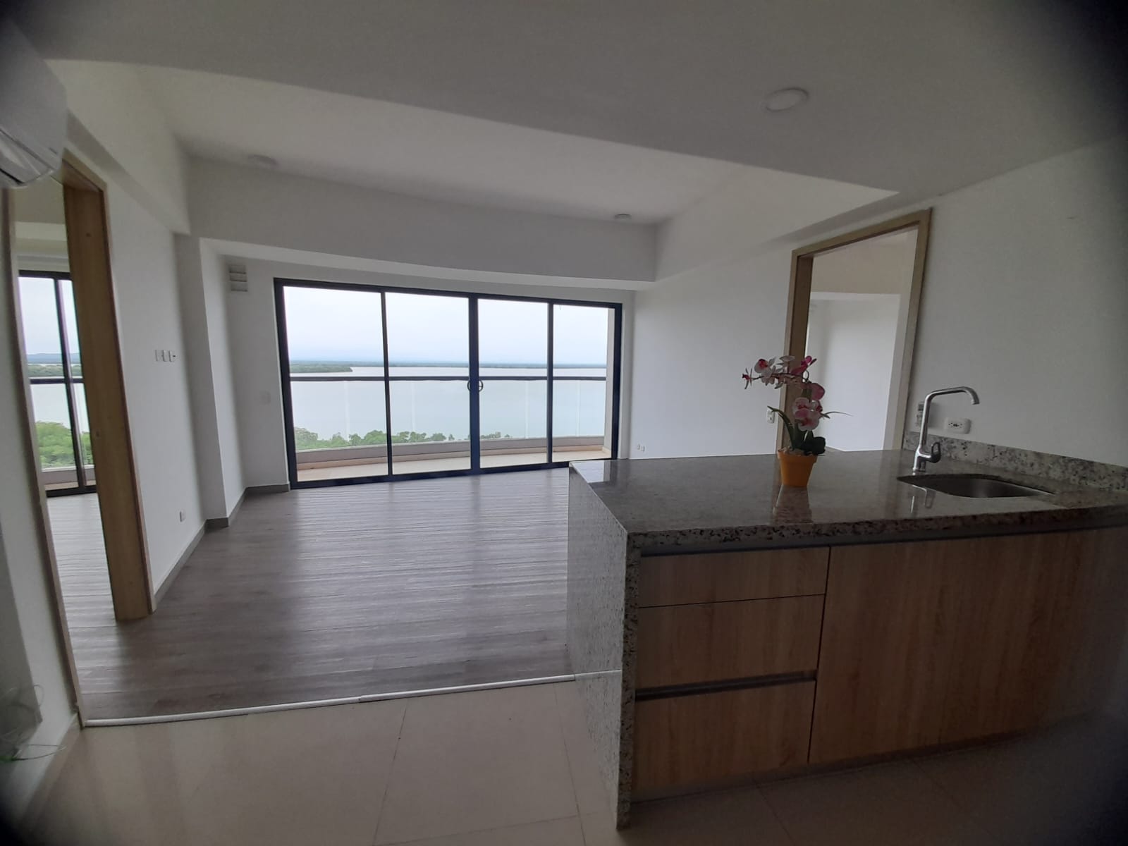 APARTAMENTO EN VENTA CIELO MAR - USO RESIDENCIAL CARTAGENA
