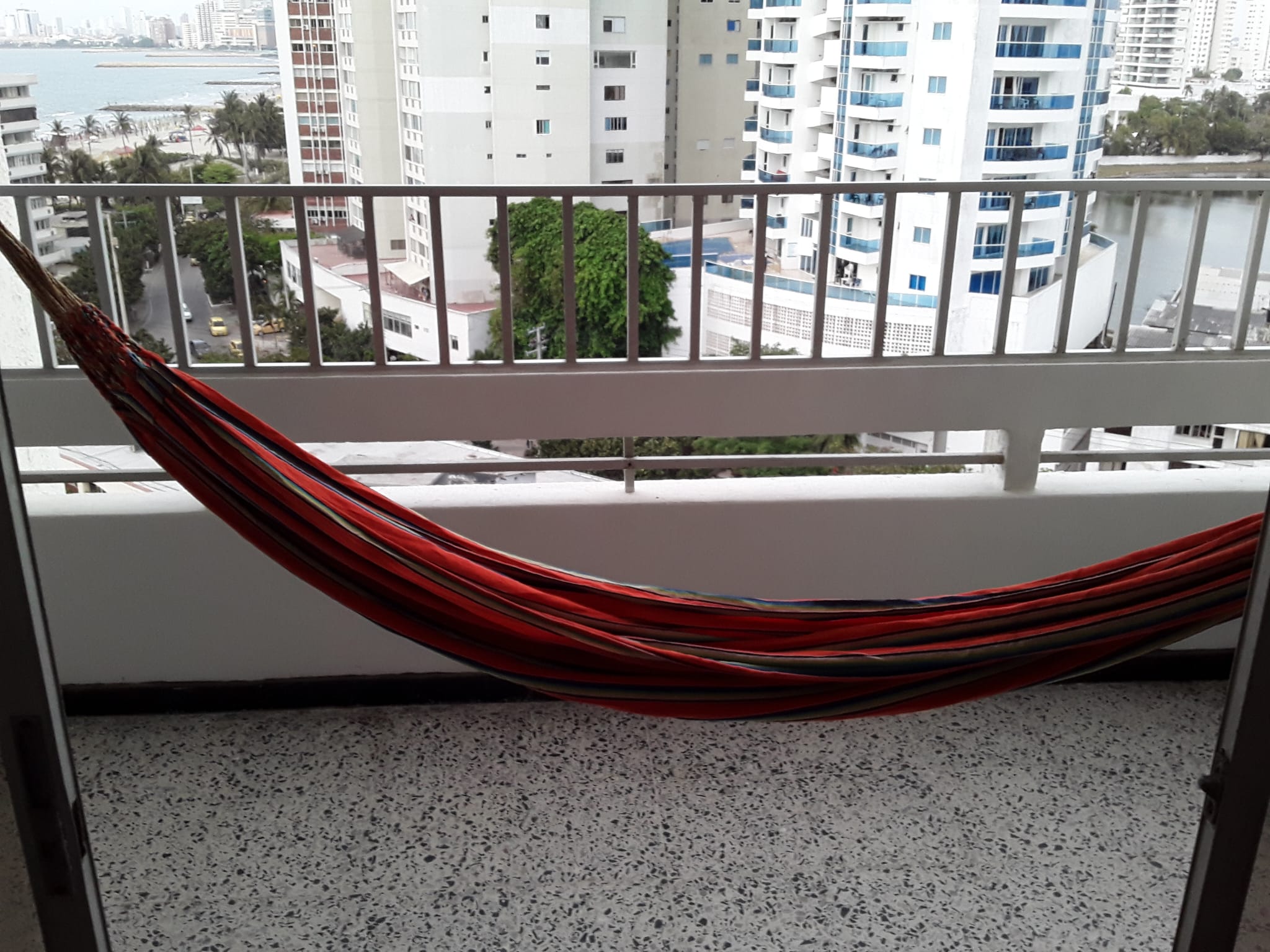 APARTAMENTO AMOBLADO EN VENTA EL LAGUITO - CARTAGENA