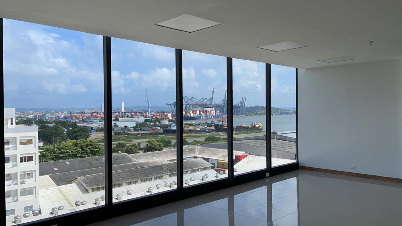 OFICINA EN ARRIENDO BOSQUE - CARTAGENA