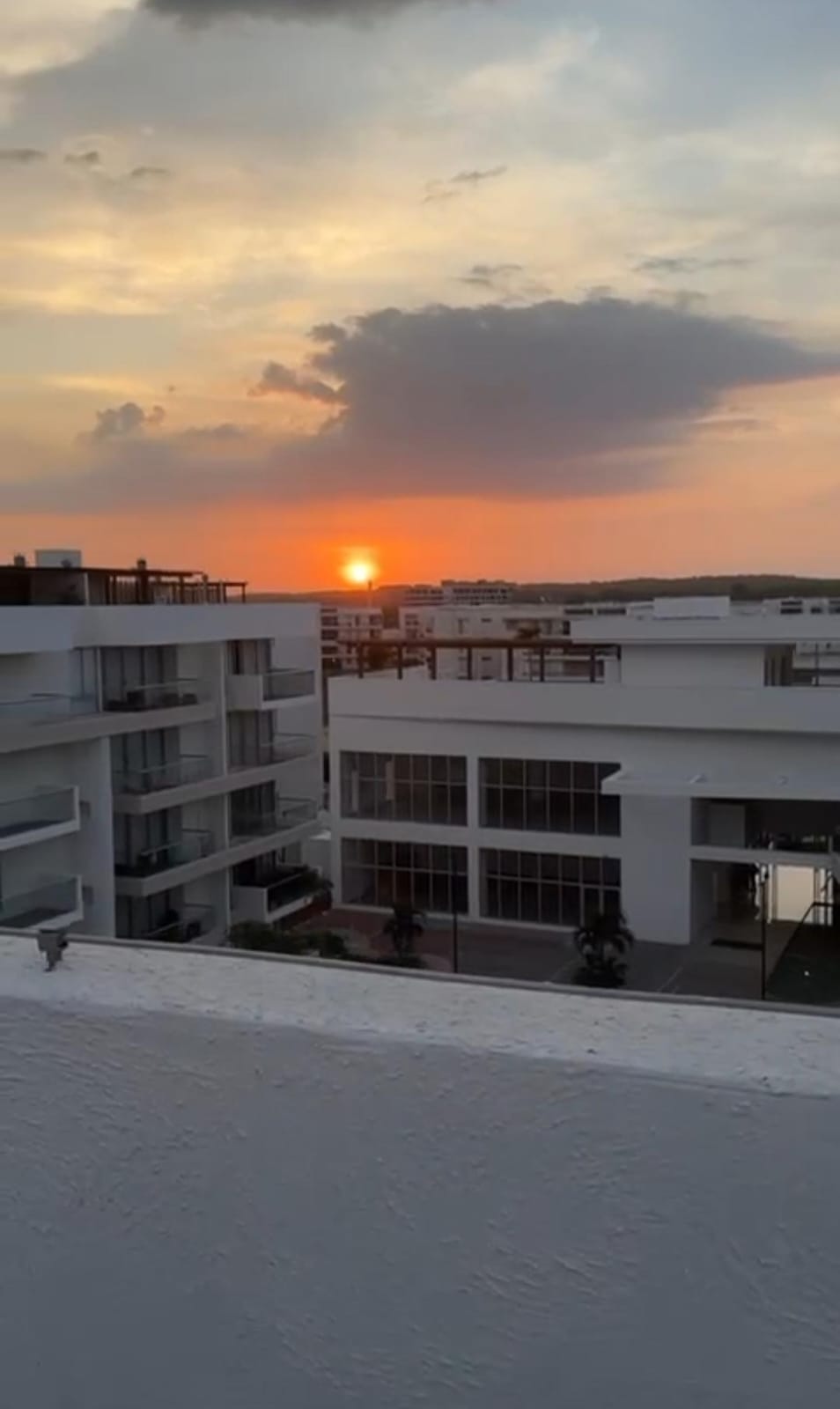 APARTAMENTO EN ARRIENDO SERENA DEL MAR - CARTAGENA