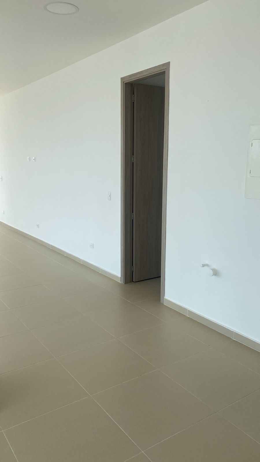 OFICINA EN ARRIENDO EN MANGA - CARTAGENA