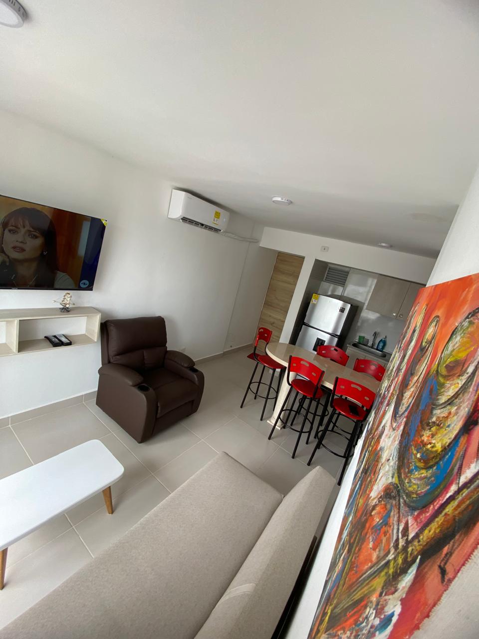 ARRIENDO APARTAMENTO AMOBLADO EN TORICES