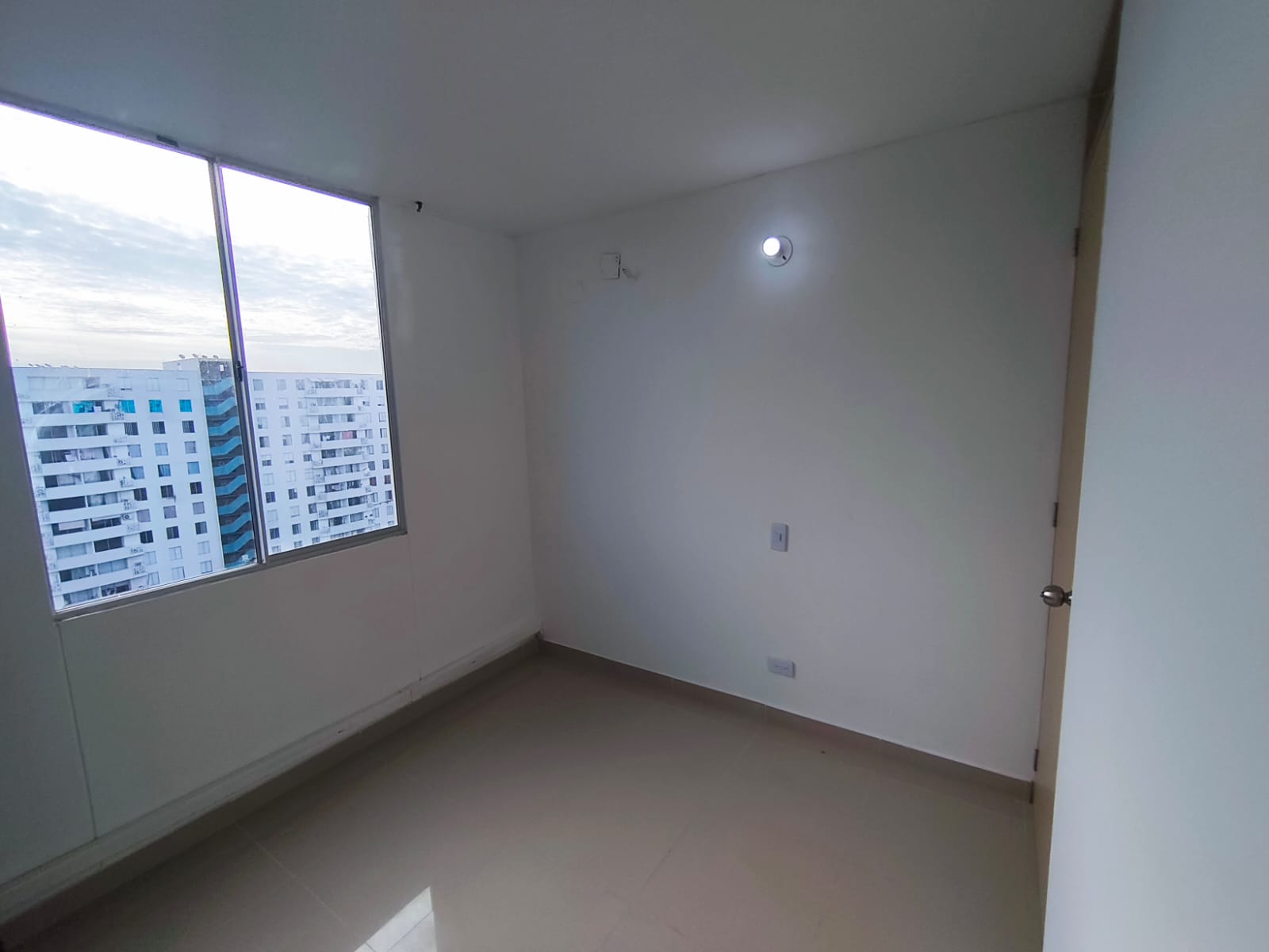 ARRIENDO APARTAMENTO EN VILLA ROSITA