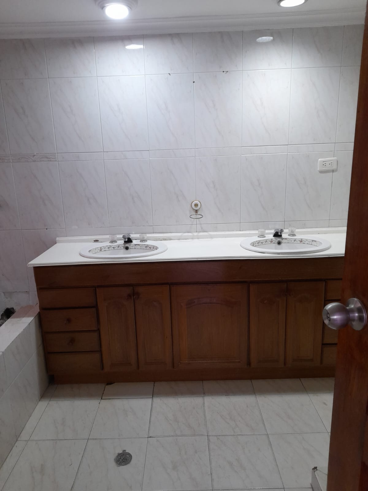 APARTAMENTO EN ARRIENDO BOCAGRANDE - CARTAGENA