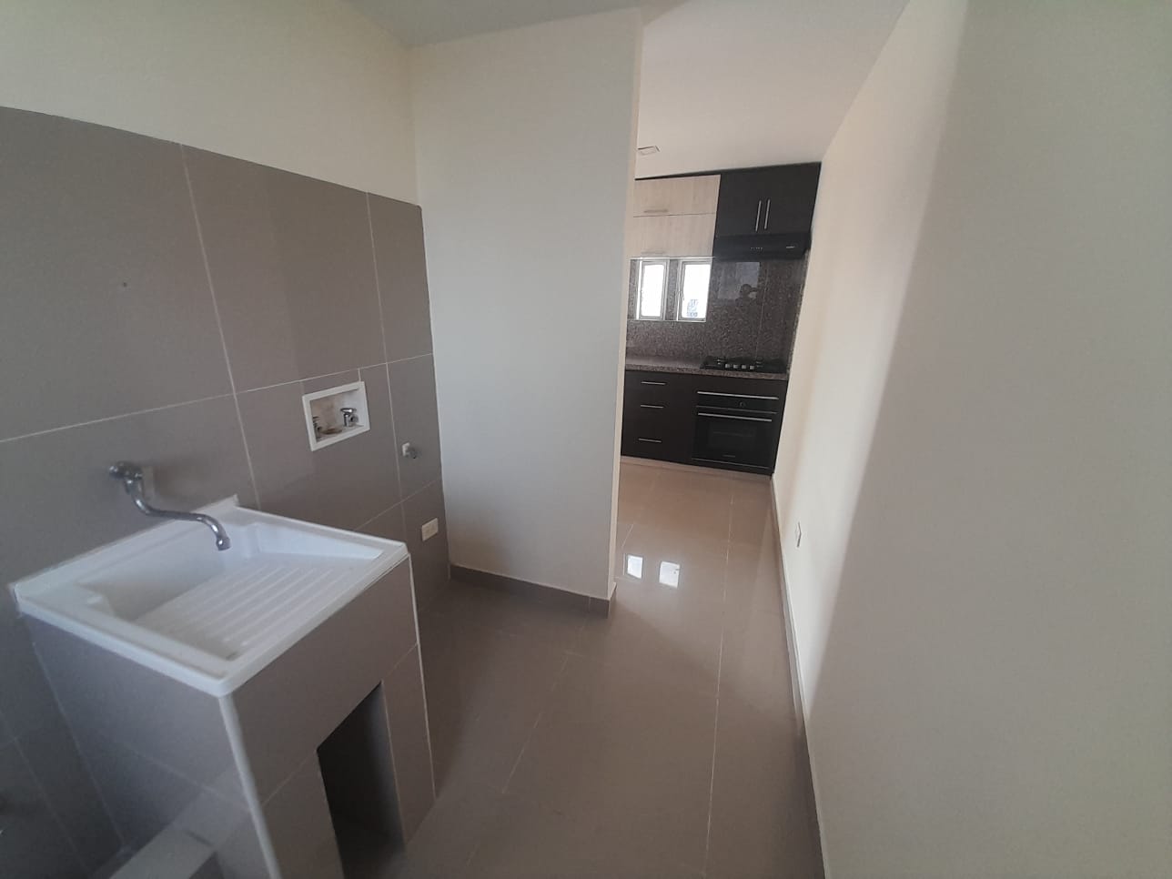 APARTAMENTO PARA ARRIENDO  EN MANGA CARTAGENA