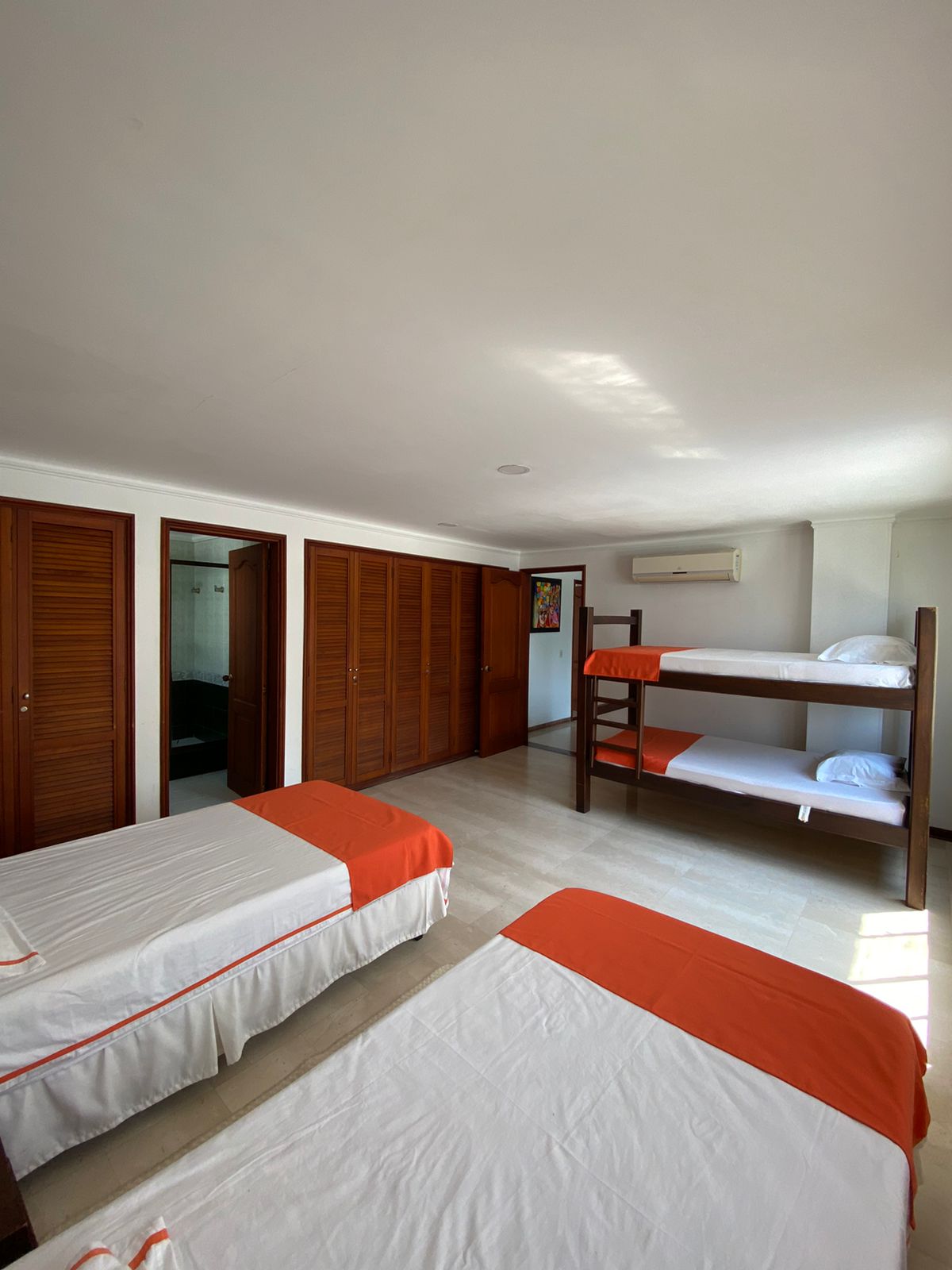 APARTAMENTO EN VENTA CASTILLOGRANDE - CARTAGENA