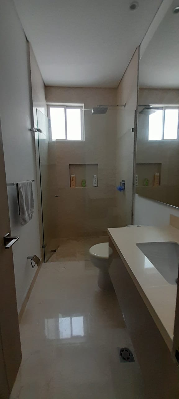 APARTAMENTO AMOBLADO EN VENTA, BOCAGRANDE - CARTAGENA