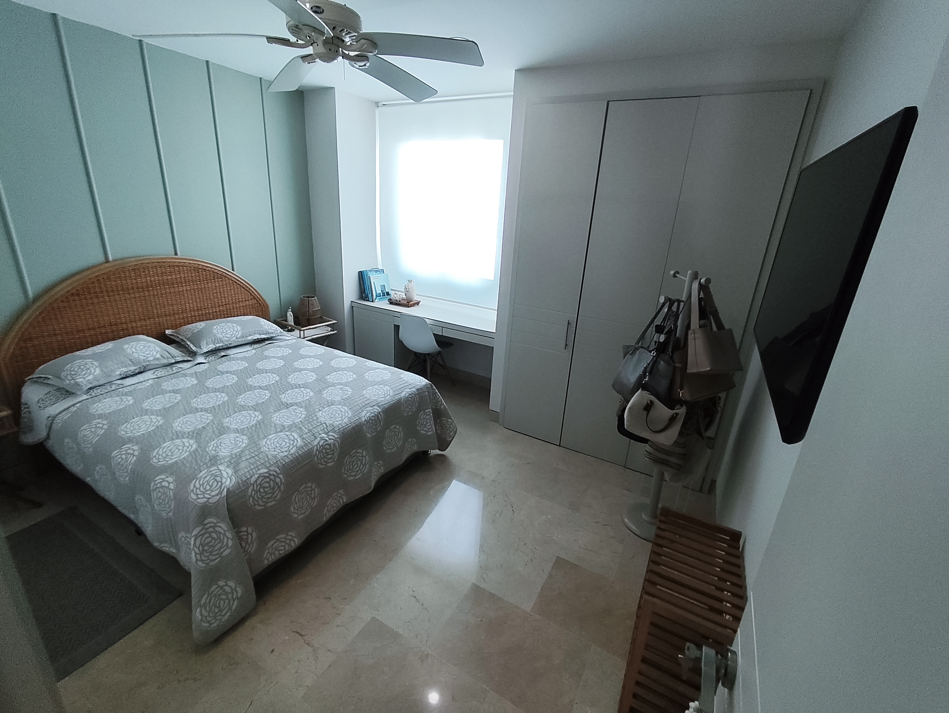 APARTAMENTO AMOBLADO EN ARRIENDO CASTILLOGRANDE - CARTAGENA