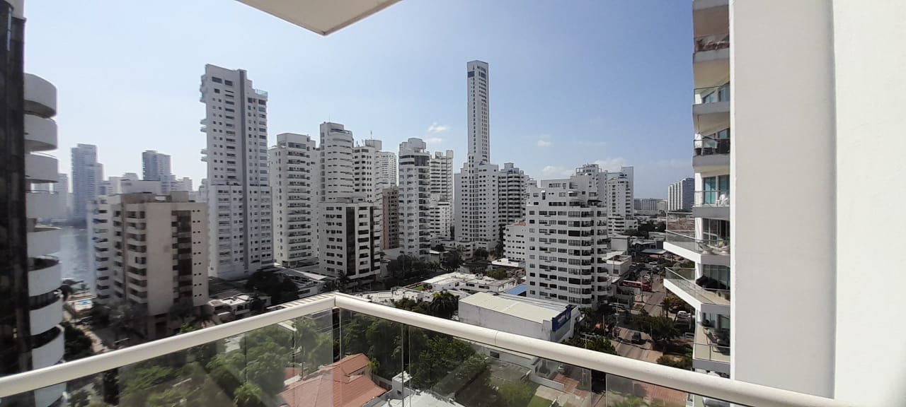 APARTAMENTO AMOBLADO EN VENTA, BOCAGRANDE - CARTAGENA