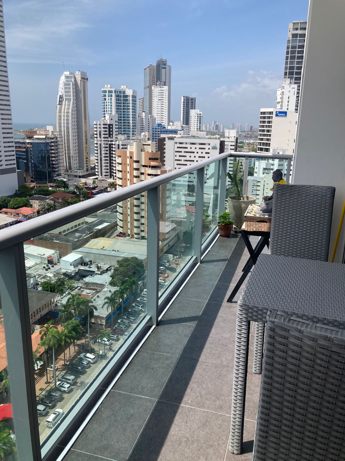 APARTAMENTO AMOBLADO EN VENTA, BOCAGRANDE - CARTAGENA