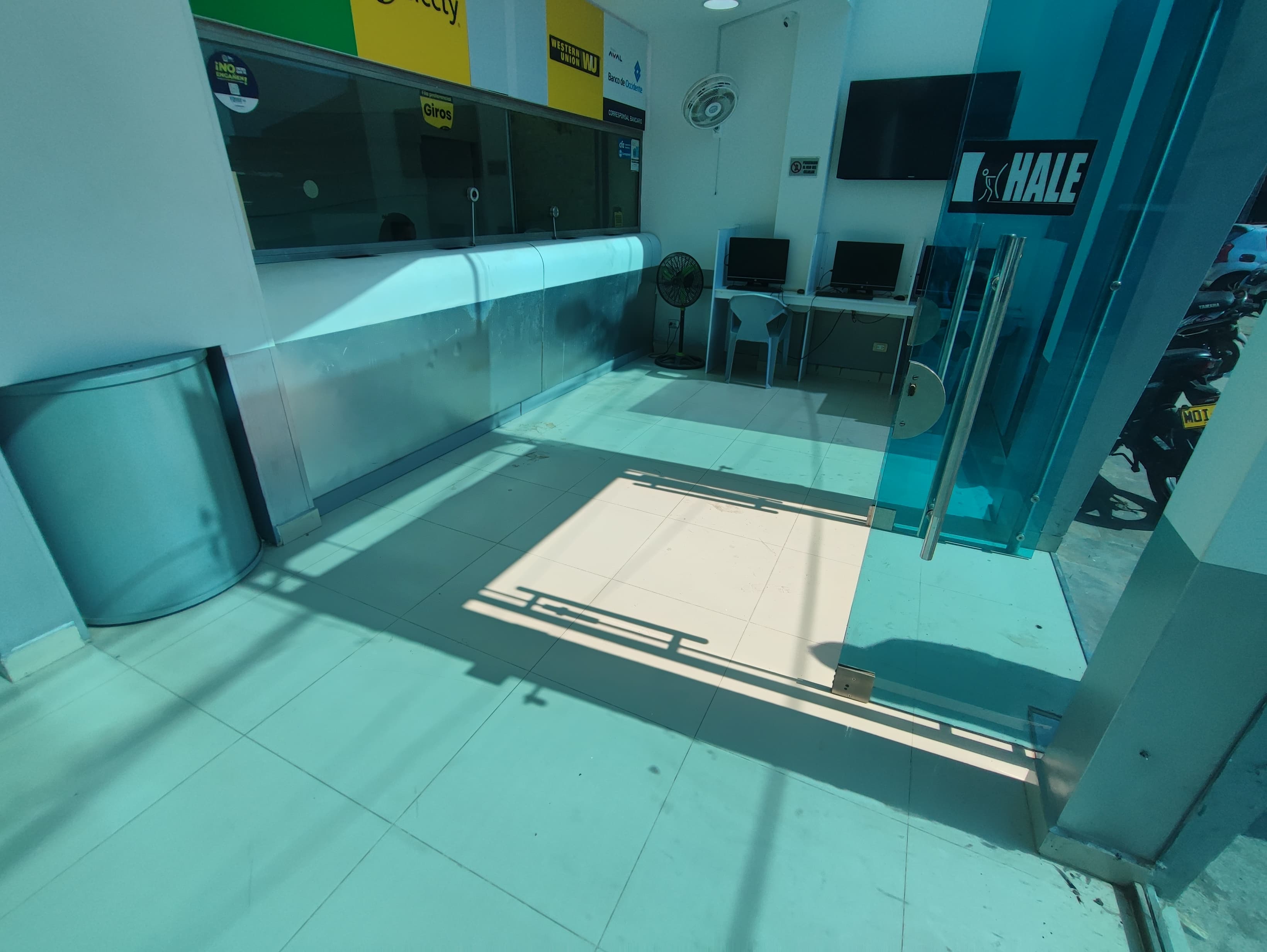 LOCAL EN VENTA BAZURTO - CARTAGENA