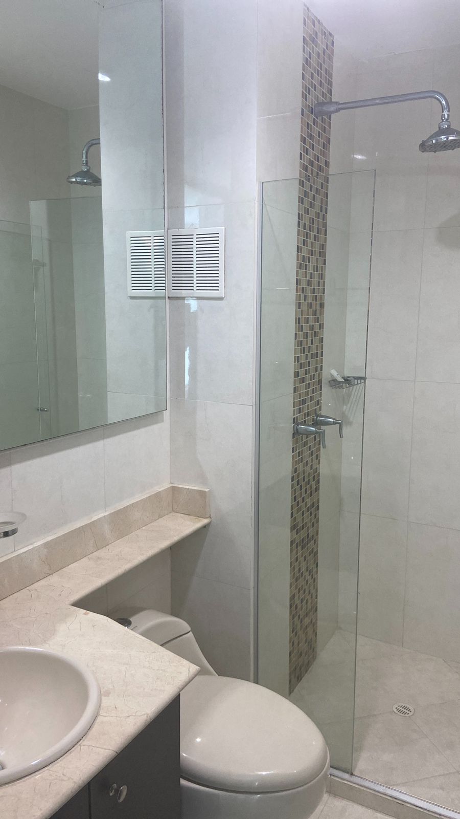 APARTAMENTO EN VENTA CRESPO - CARTAGENA