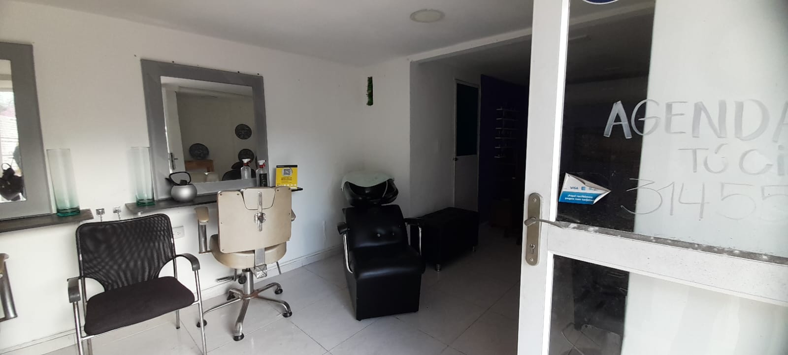 LOCAL AMOBLADO EN ARRIENDO MANGA - CARTAGENA