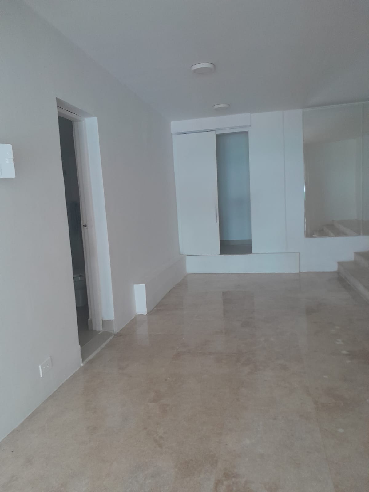 LOCAL EN ARRIENDO BOCAGRANDE - CARTAGENA