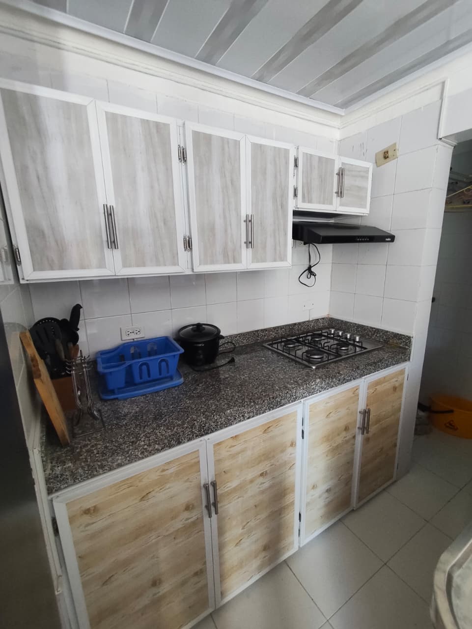ARRIENDO APARTAMENTO AMOBLADO CRESPO - CARTAGENA