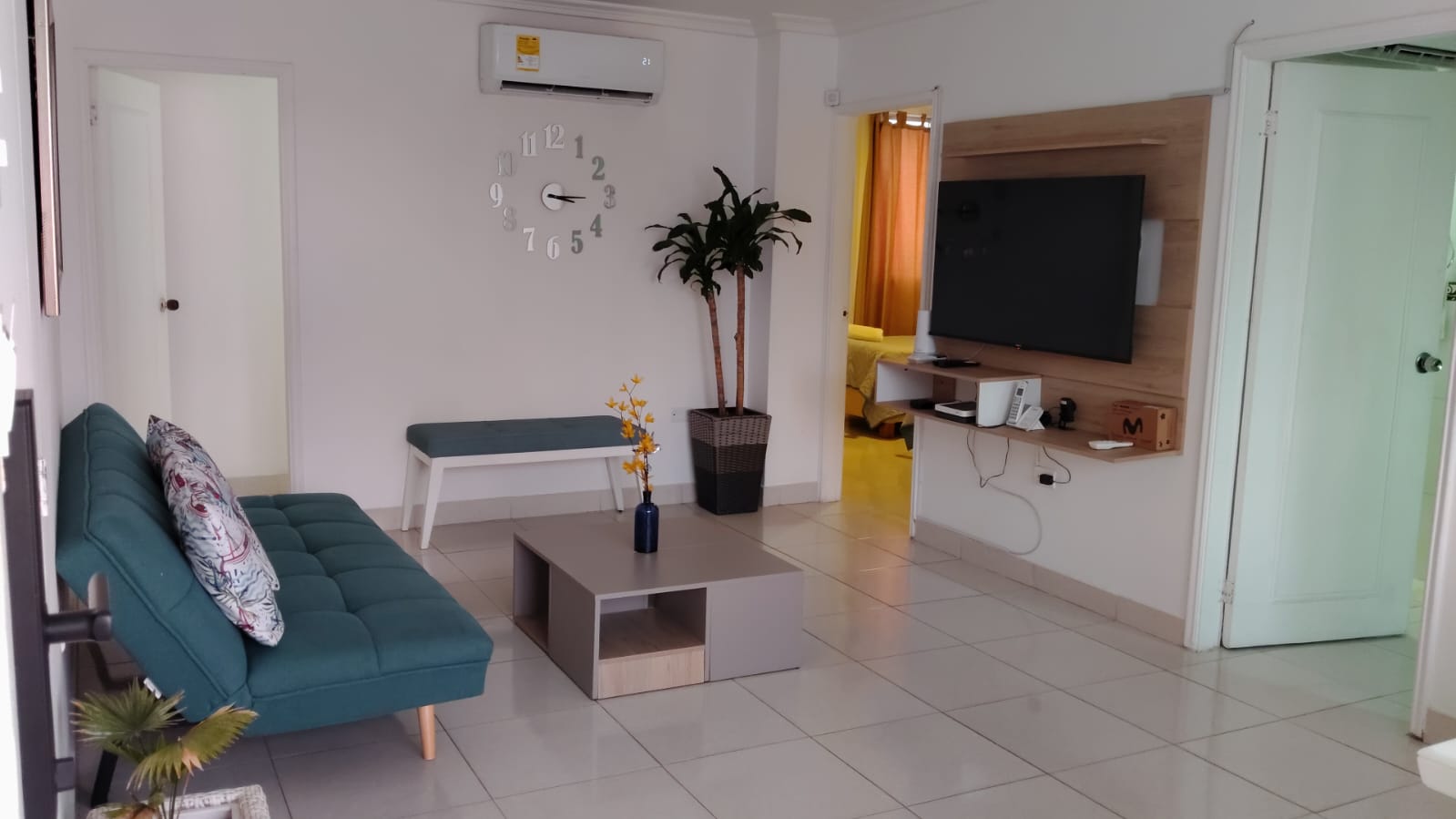 ARRIENDO APARTAMENTO AMOBLADO EN MANGA