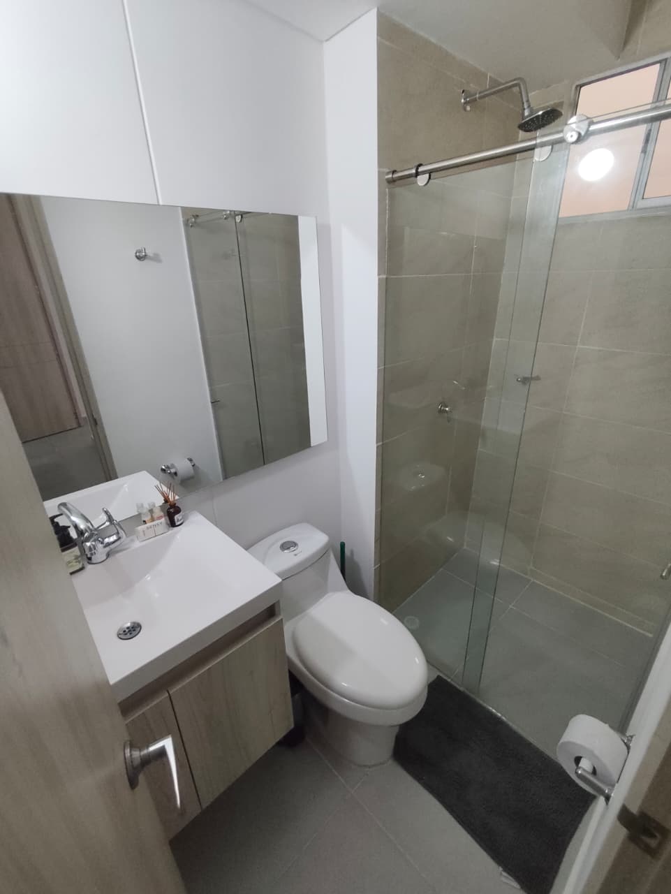 APARTAMENTO AMOBLADO EN ARRIENDO EN MANZANILLO DEL MAR - CARTAGENA