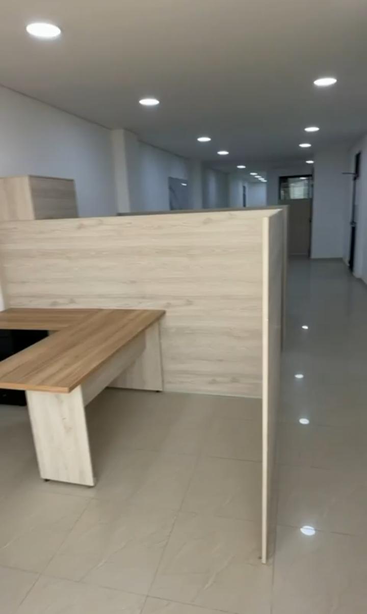 ARRIENDO OFICINA EN EL BOSQUE