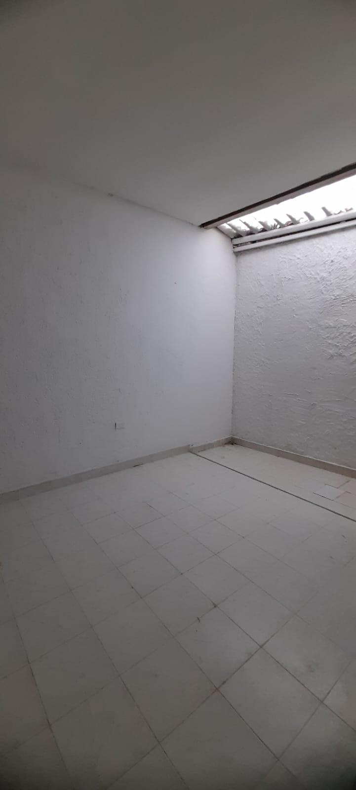 ARRIEDO APARTAMENTO EN PIE DE LA POPA