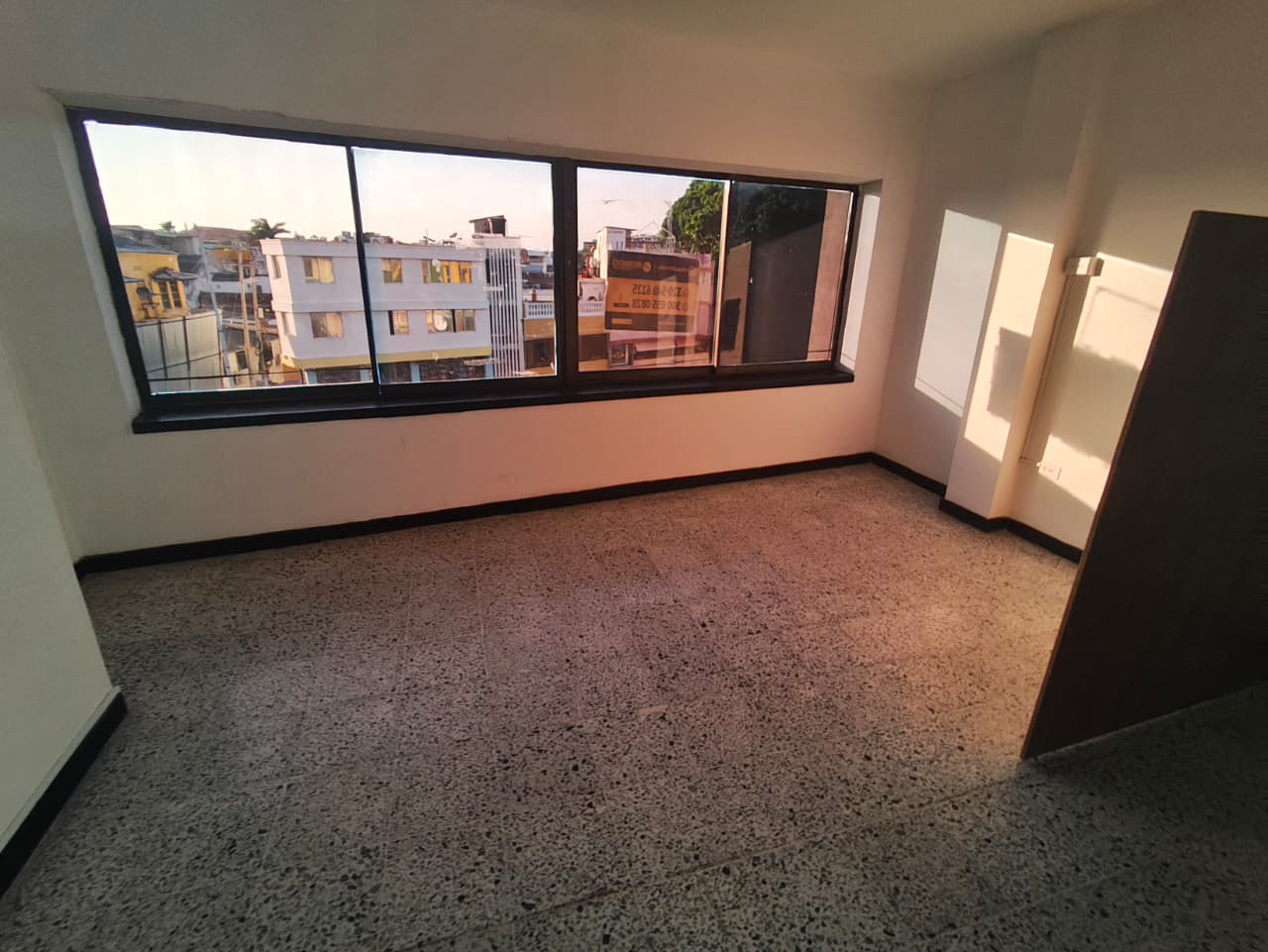 OFICINA EN ARRIENDO, CENTRO - CARTAGENA