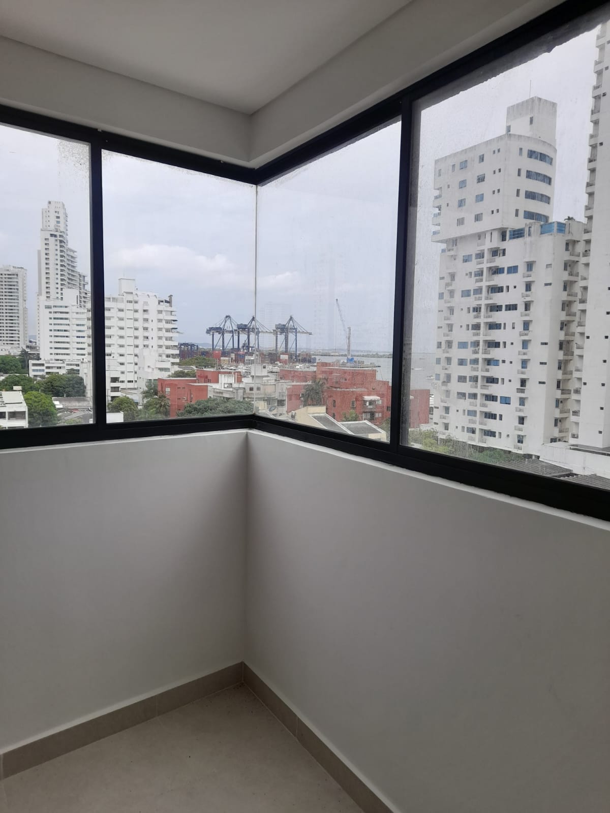 APARTAMENTO EN VENTA MANGA-CARTAGENA