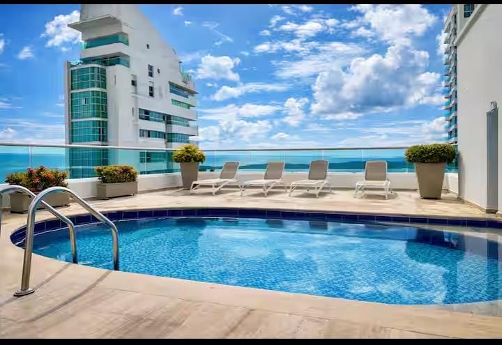 APARTAMENTO EN VENTA CASTILLOGRANDE USO TURISTICO - CARTAGENA