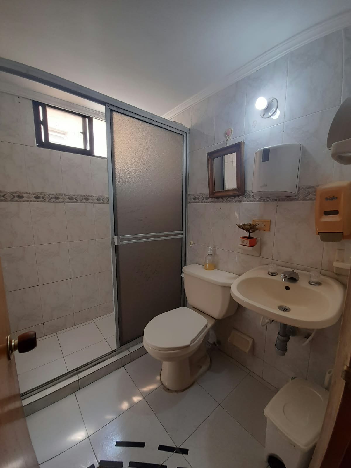 CASA DUPLEX EN ARRIENDO - SANTA LUCIA