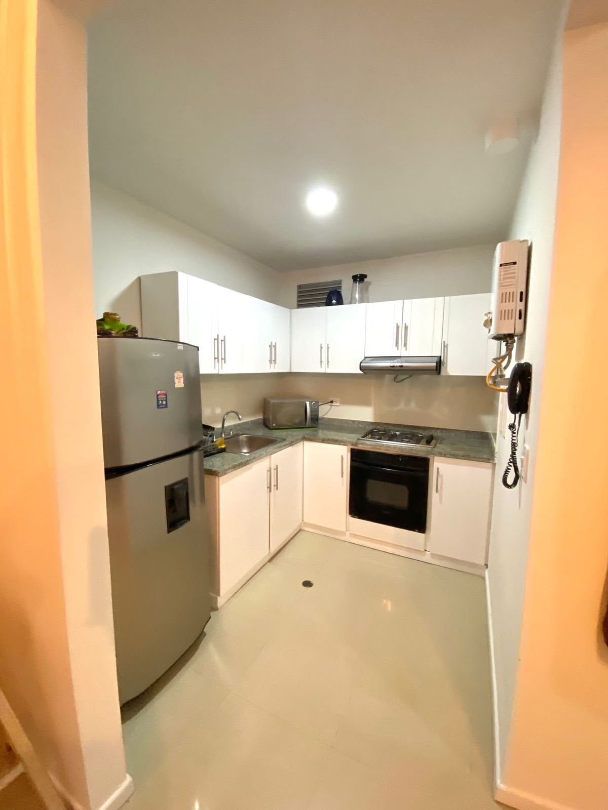 EN VENTA APARTAMENTO DE USO TURISTICO EN EL LAGUITO - CARTAGENA