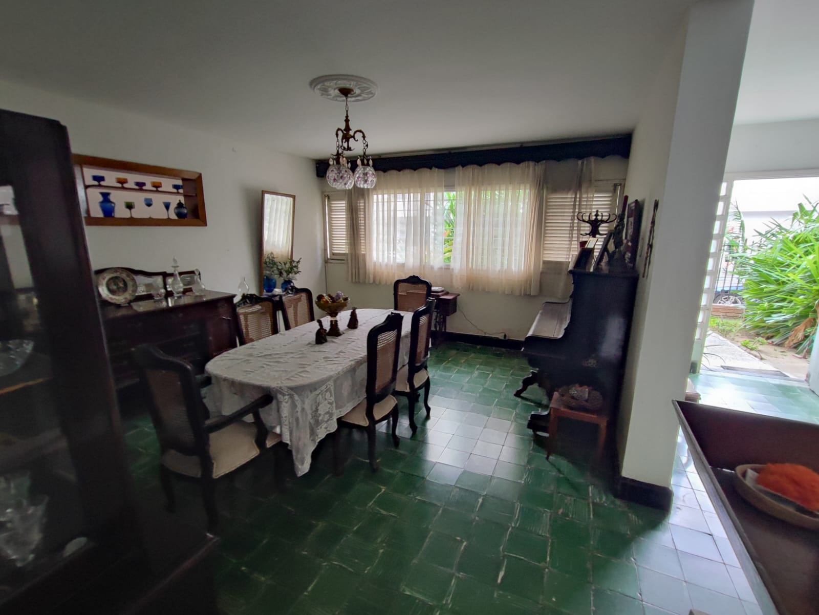 CASA COMERCIAL EN ARRIENDO MANGA  – CARTAGENA