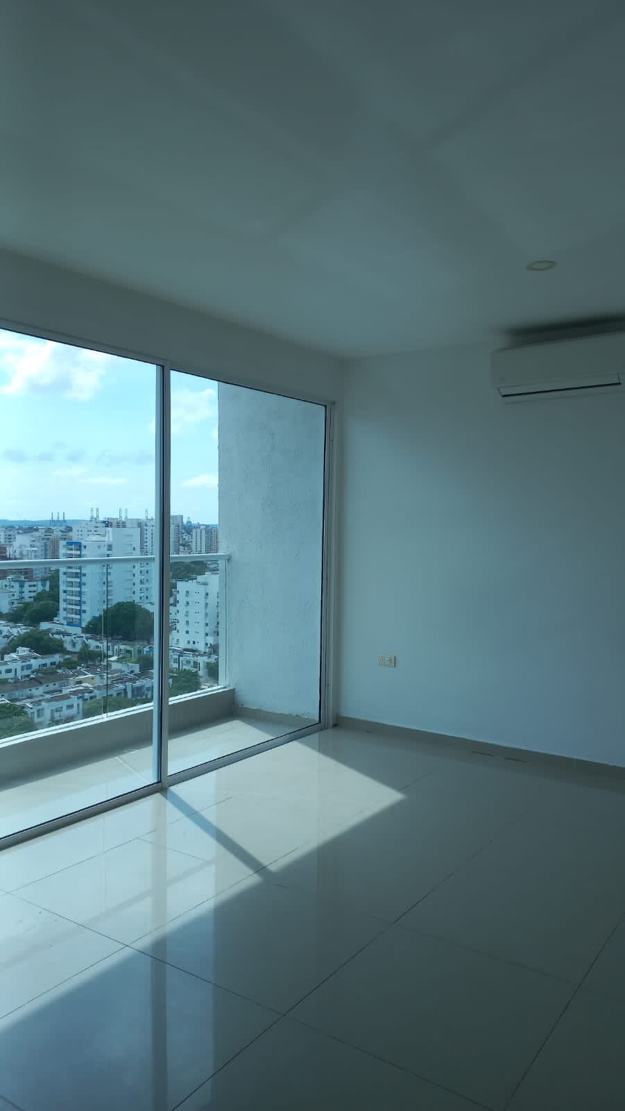 APARTAMENTO EN VENTA, EL RECREO - CARTAGENA