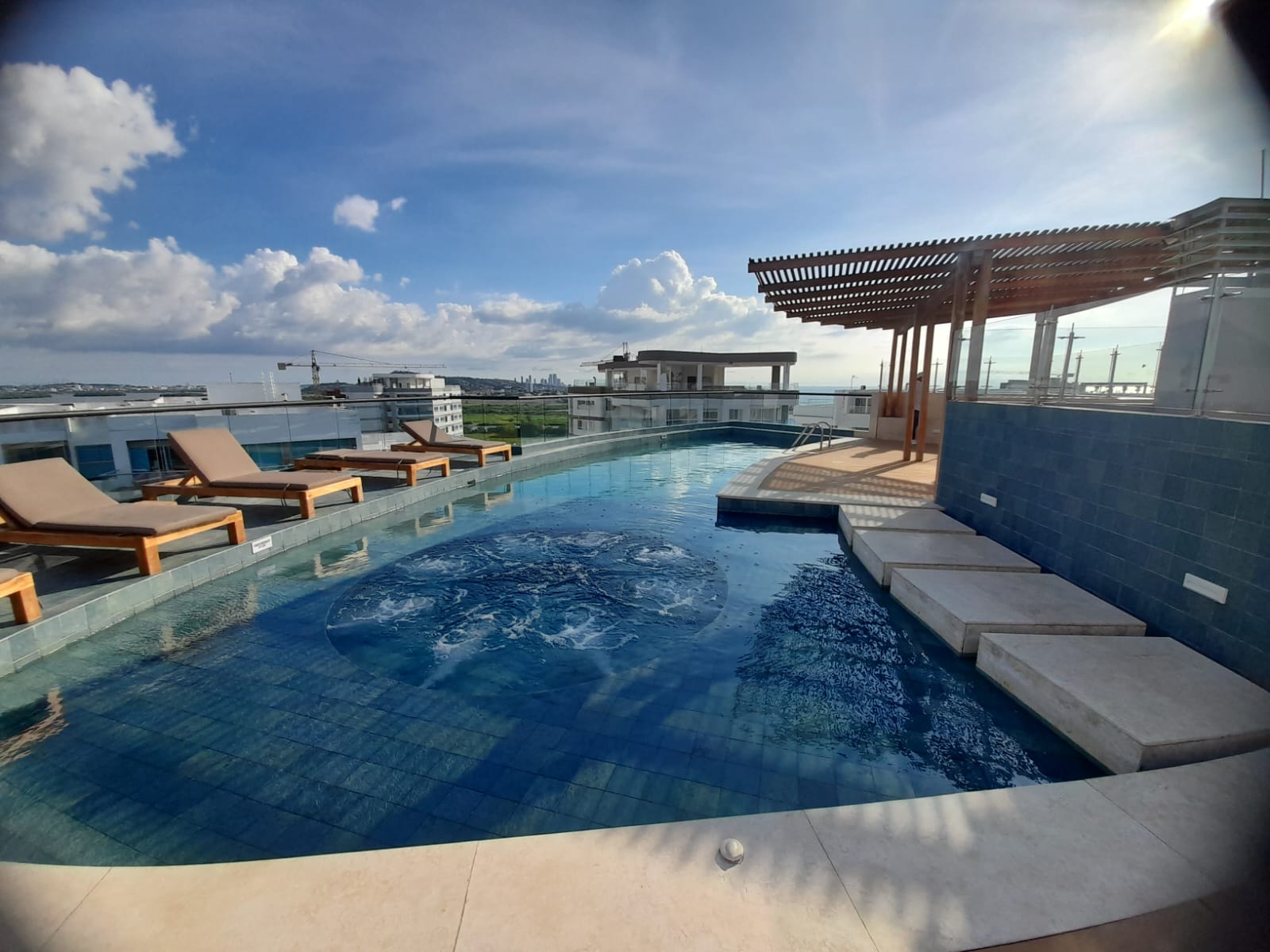 APARTAMENTO EN VENTA CIELO MAR - CARTAGENA