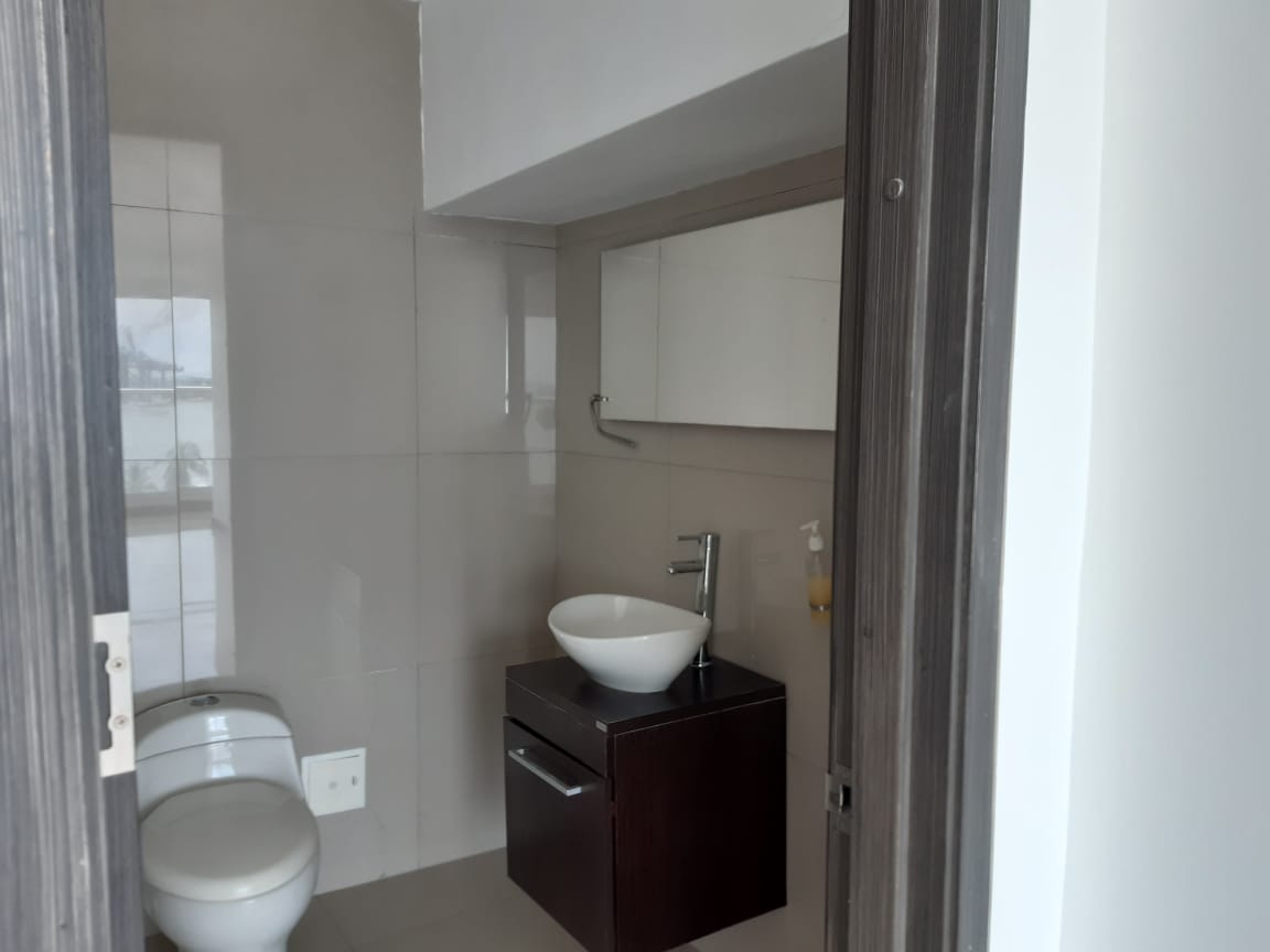 OFICINA EN ARRIENDO BOCAGRANDE - CARTAGENA