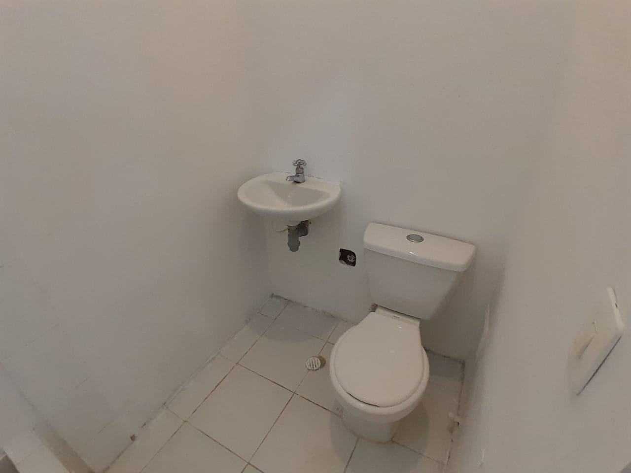 LOCAL EN ARRIENDO BOCAGRANDE - CARTAGENA