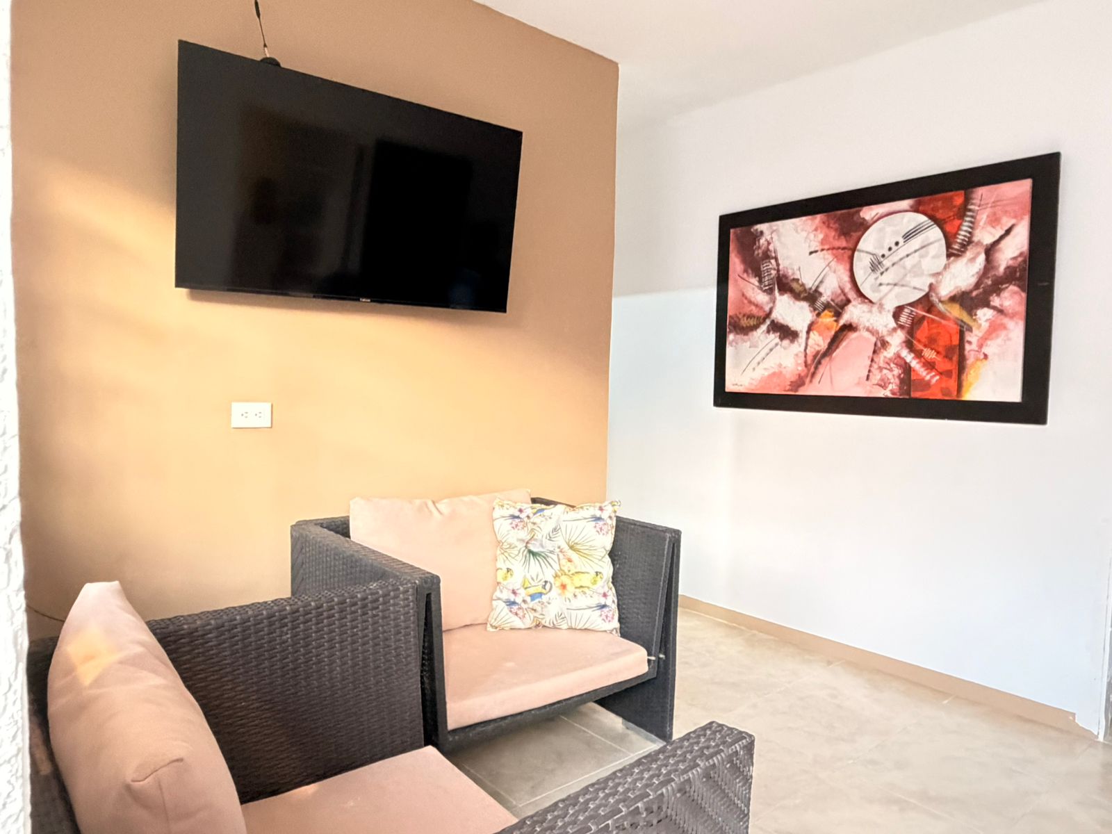 CASA EN VENTA LA BOQUILLA VACACIONAL DOS CUADRAS DE LA PLAYA