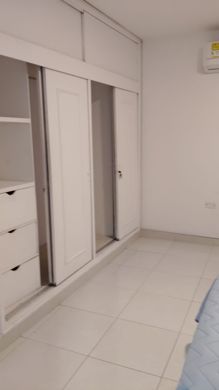 ARRIENDO APARTAMENTO AMOBLADO EN MANGA