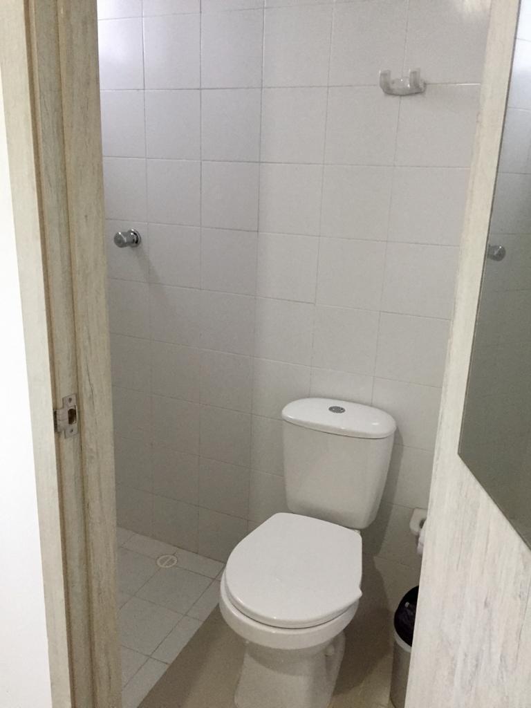 EN ARRIENDO APARTAMENTO AMOBLADO EN MANGA - CARTAGENA