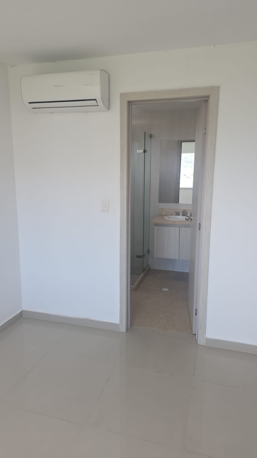 VENTA DE APARTAMENTO EN MANGA