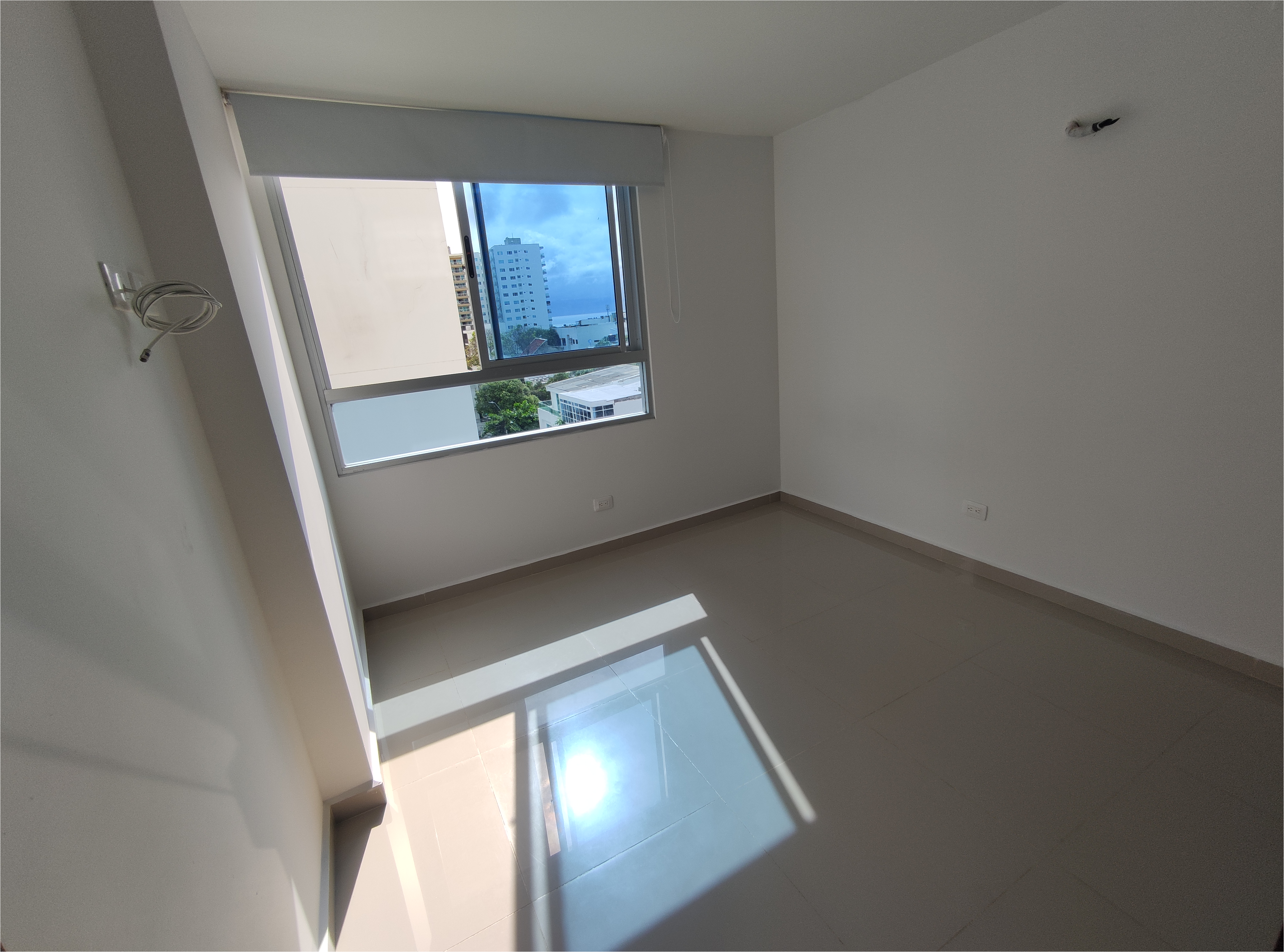 APARTAMENTO EN ARRIENDO CRESPO- CARTAGENA